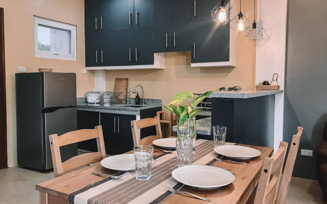 2BR Laid Back Apartment, Near Beach