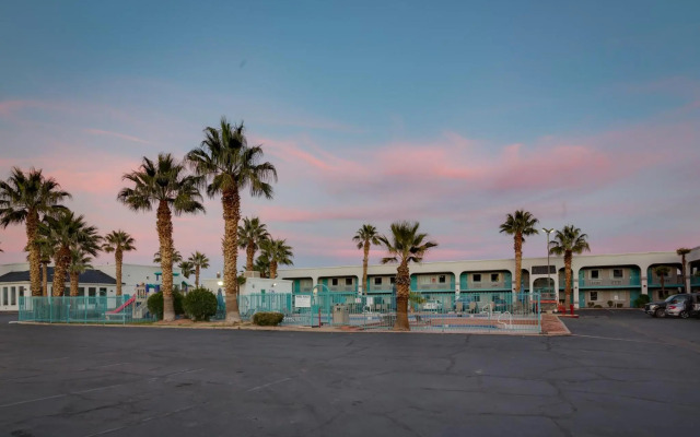St. George Inn & Suites