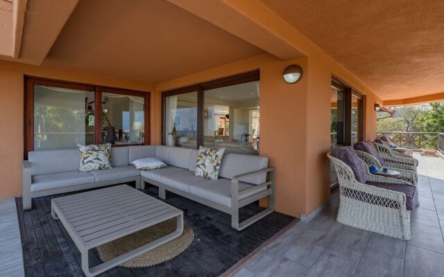 San Lameer Villa Rentals 14014