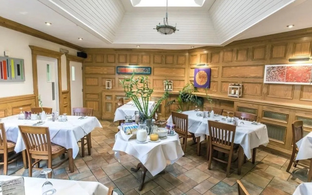 Mc Kevitts Village Hotel