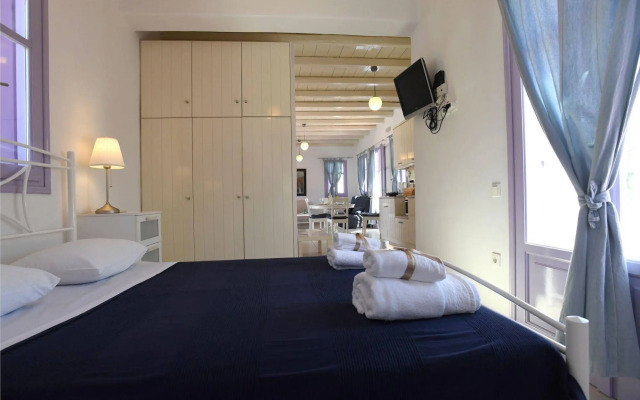 Glafki Studios & Suites