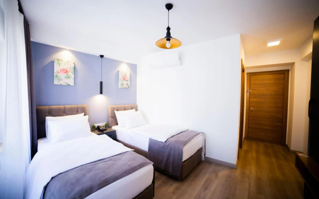 Set Ozer Hotel