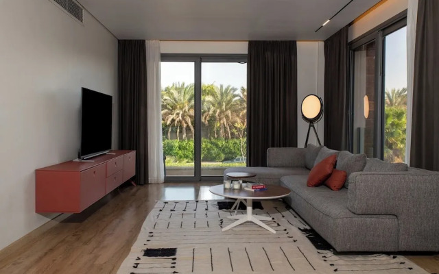 Sequoia at Silver Palm near The Waterway