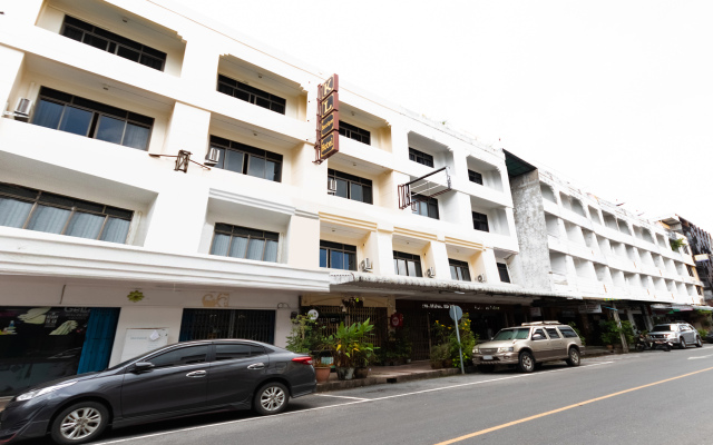 OYO 1118 KLBoutique Hotel