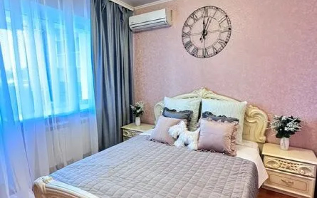 Апартаменты Кварт-Отель на Народном бульваре 9