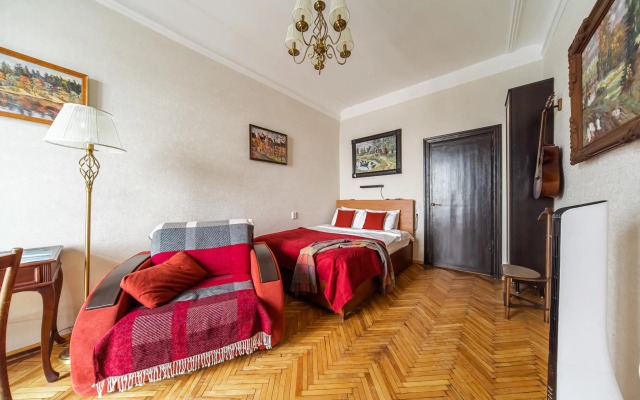 Апартаменты на набережной Лейтенанта Шмидта