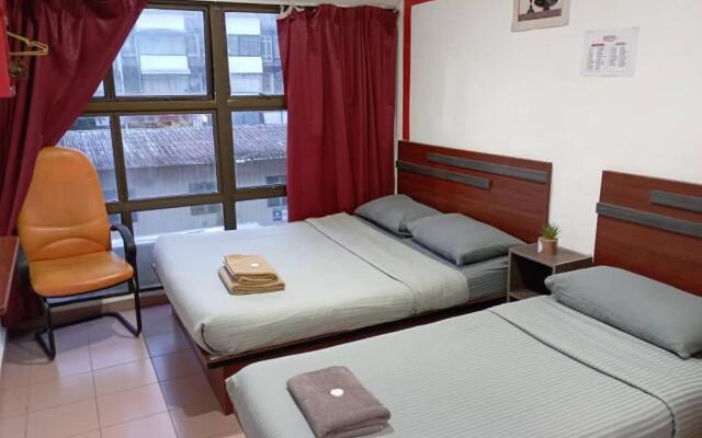 Evonne Budget Hotel