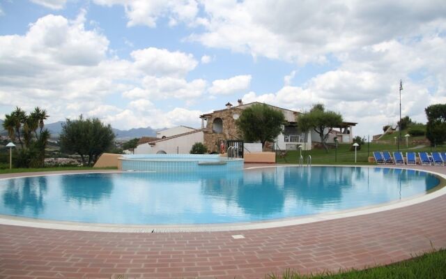 Feng Shui Pool House 28