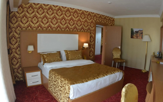 Haldi Hotel