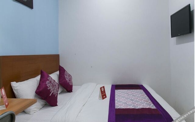 Colour Hotel by OYO Rooms