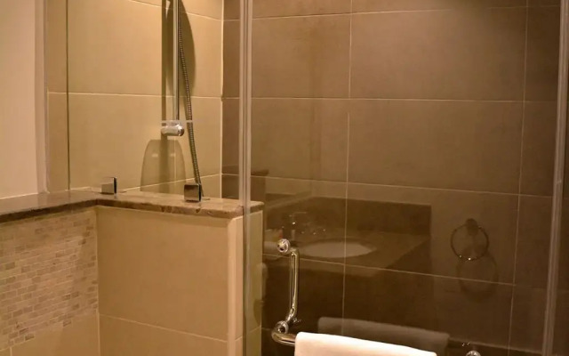 Juffair Avenue Suites