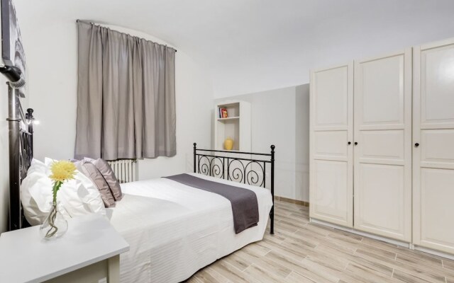 Lovely and Modern Flat 5 Minutes From Colosseo!