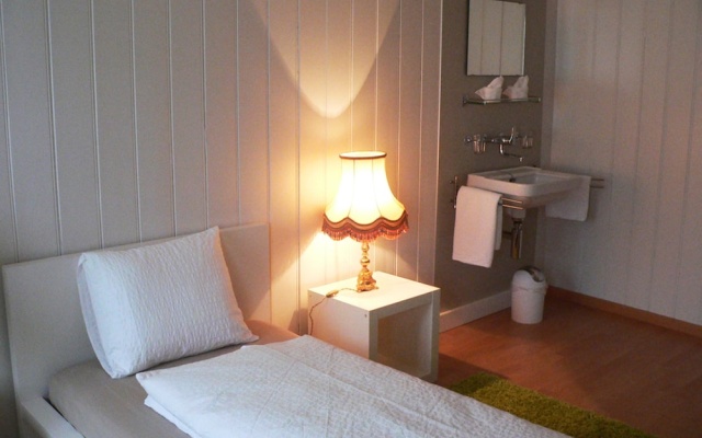B&B Gästehaus Rössli Schwellbrunn – Guest Rooms – Schwellbrunn