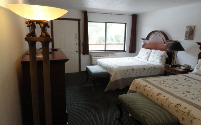 Cache Creek Lodge