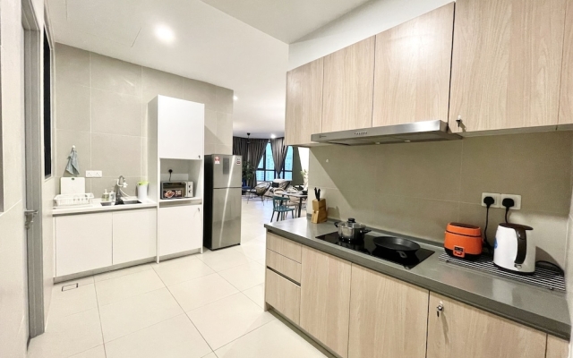KL Gateway Premium Residences by MOKA