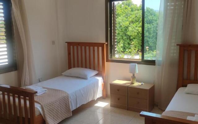 oasis nature almond house
