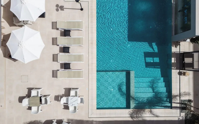 Sapphire Horizon Suites