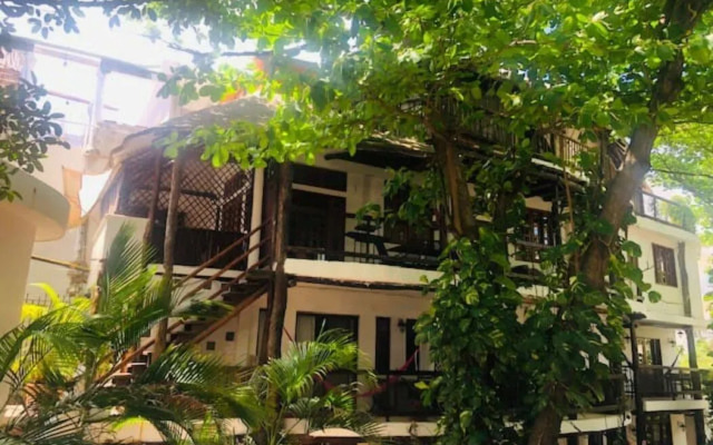 Siesta Fiesta Apartments By Bawa