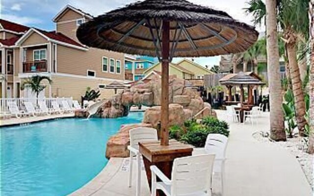 Beachside Getaway - 3 Br Condo