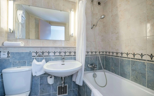 Hôtel des Arcades de Cachan Grand Paris Sud