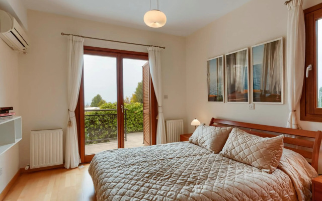 Aphrodite Hills Rentals – Apartments