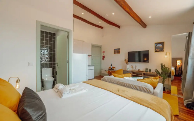 Downtown Suite G by Vacationy