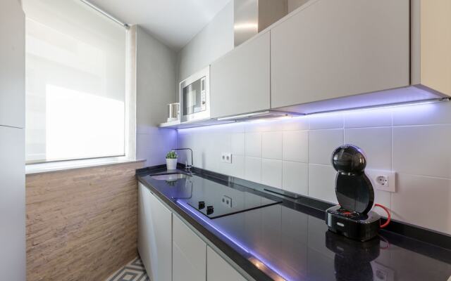 Sevilla Alquila Suites Jardines de Murillo con piscina climatizada