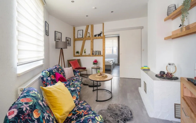 Retreat With Forest Views