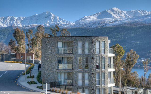 Queenstown Village Apartments