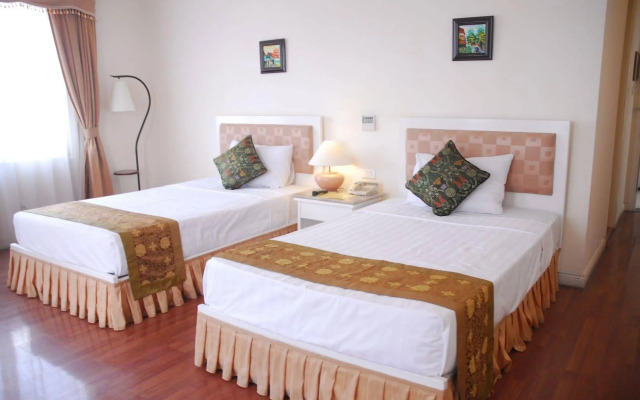 Danly Hotel