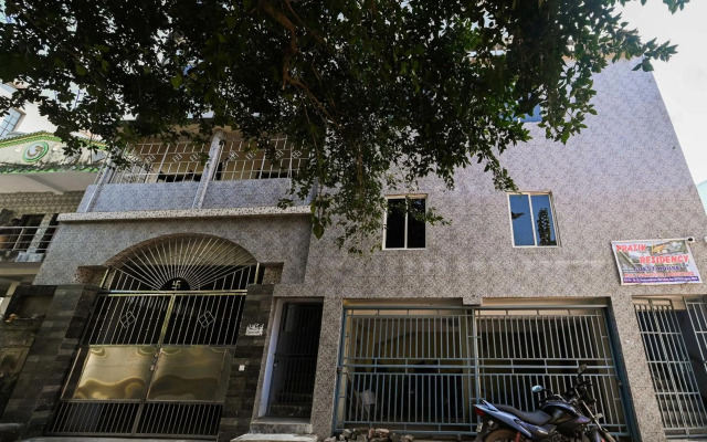 OYO 85156 Prateek A1 Residency