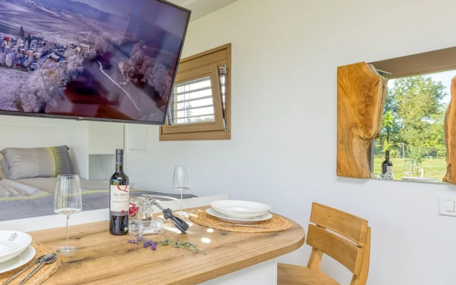 Riverside Suite Mare Private Beach