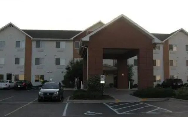 Baymont by Wyndham Gurnee