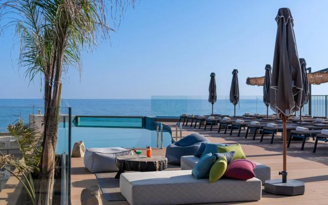 Minos Ambassador Suites & Spa - Adults only