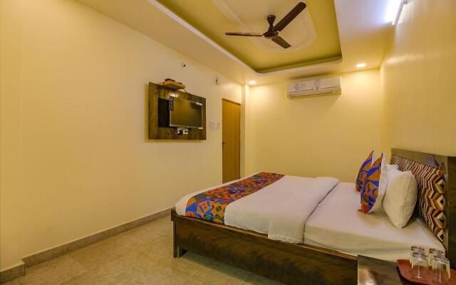 Fabhotel Kanta Shrawan Arcade