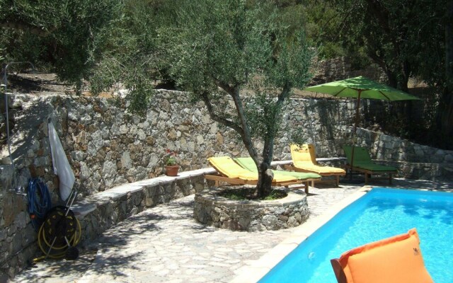 Luxurious Villa in Crete with Swimming Pool