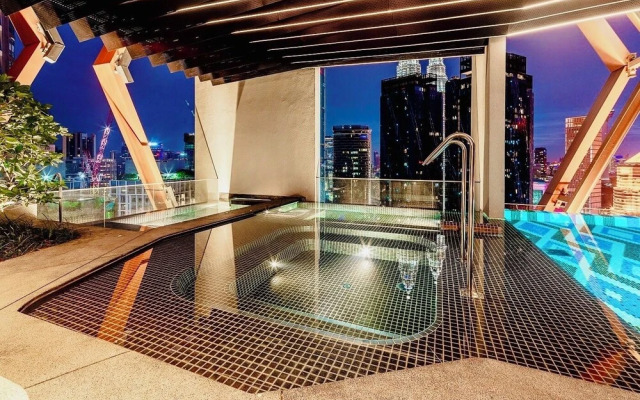 Scarletz Suites Klcc Bukit Bintang by lulu