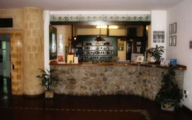 Himera Polis Hotel