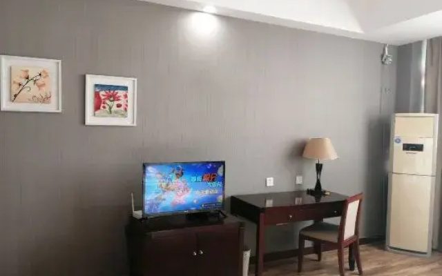 QMAX Peninsula Hotel (Huainan Top 100 Business and Trade)