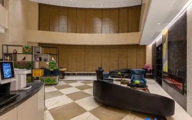 Home Inn Select (Zhenjiang Yangzhong Avenue Yuanboyuan Branch)