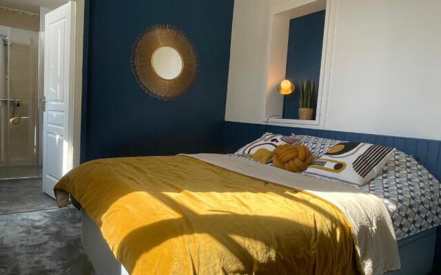 Beaux-Arts • 2 Chambres 2 Sdb • Parking Prive