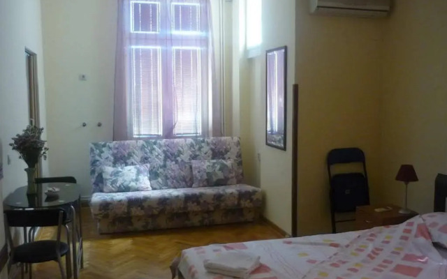 Hostel Parliament