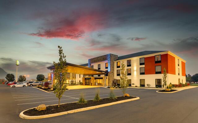 Holiday Inn Express & Suites Troy, an IHG Hotel