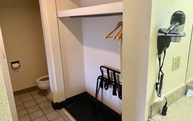 Days Inn Morehead