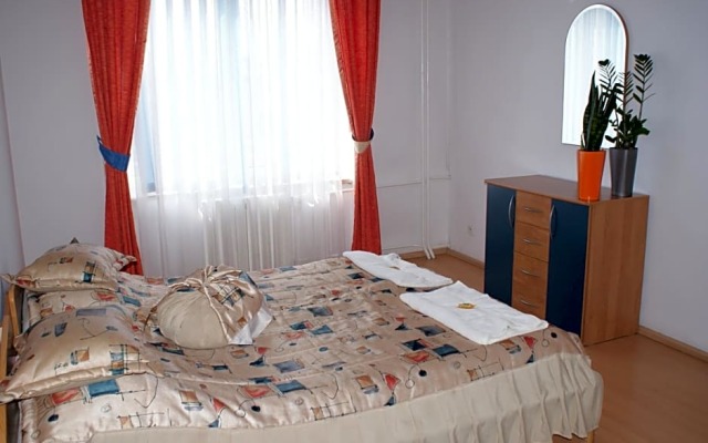 Hotel Monttis