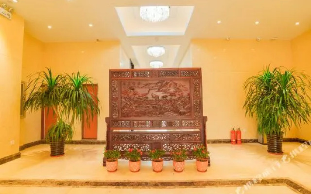 Xuzhou Ideal International Holiday Hotel (Yunlonghu Gongnong Road Subway Station)