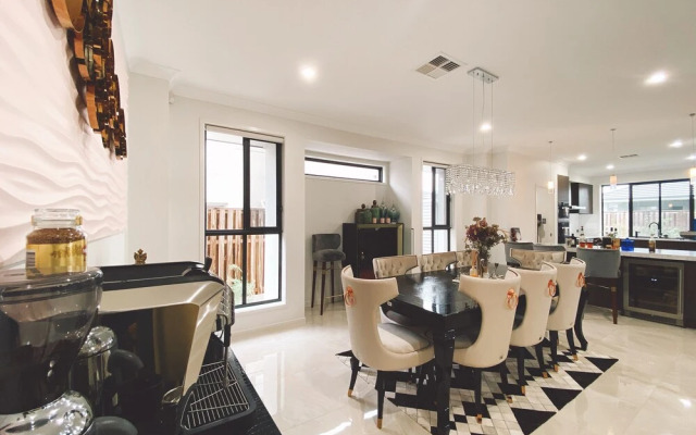 Luxury House Collection Four Beds