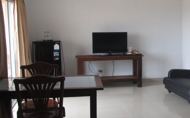 Sophon.19 Apartment (Baan Klang Noen)