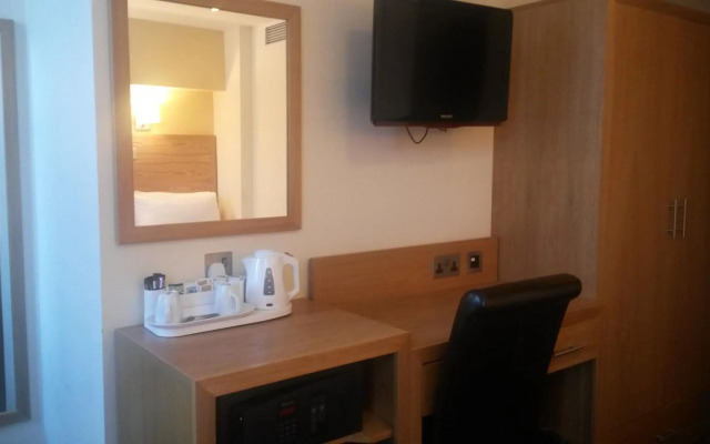 Regency Hotel Parkside