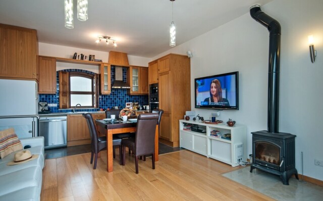 Casa a Ver by MarsAlgarve